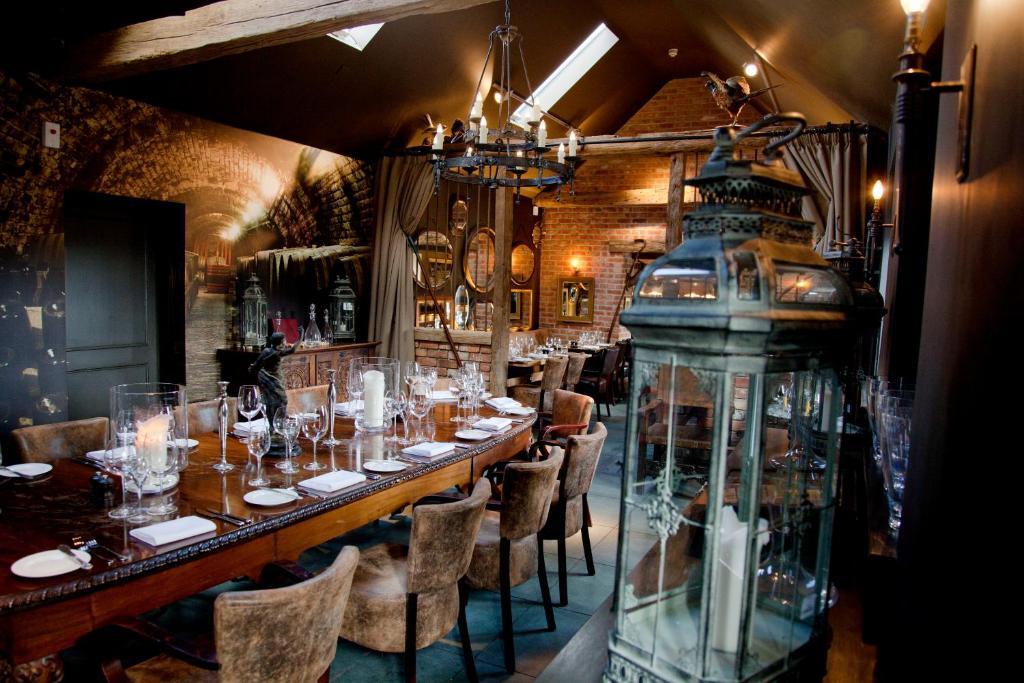 Hotel The White Horse Chilgrove Esterno foto