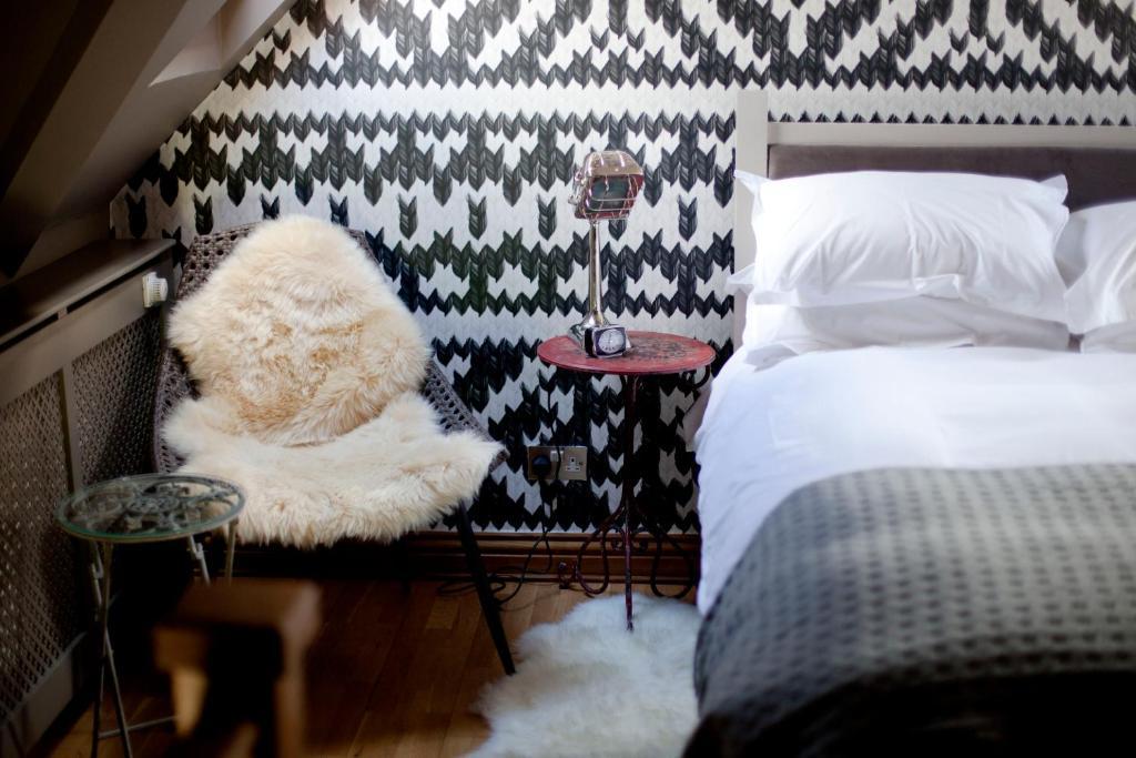 Hotel The White Horse Chilgrove Esterno foto