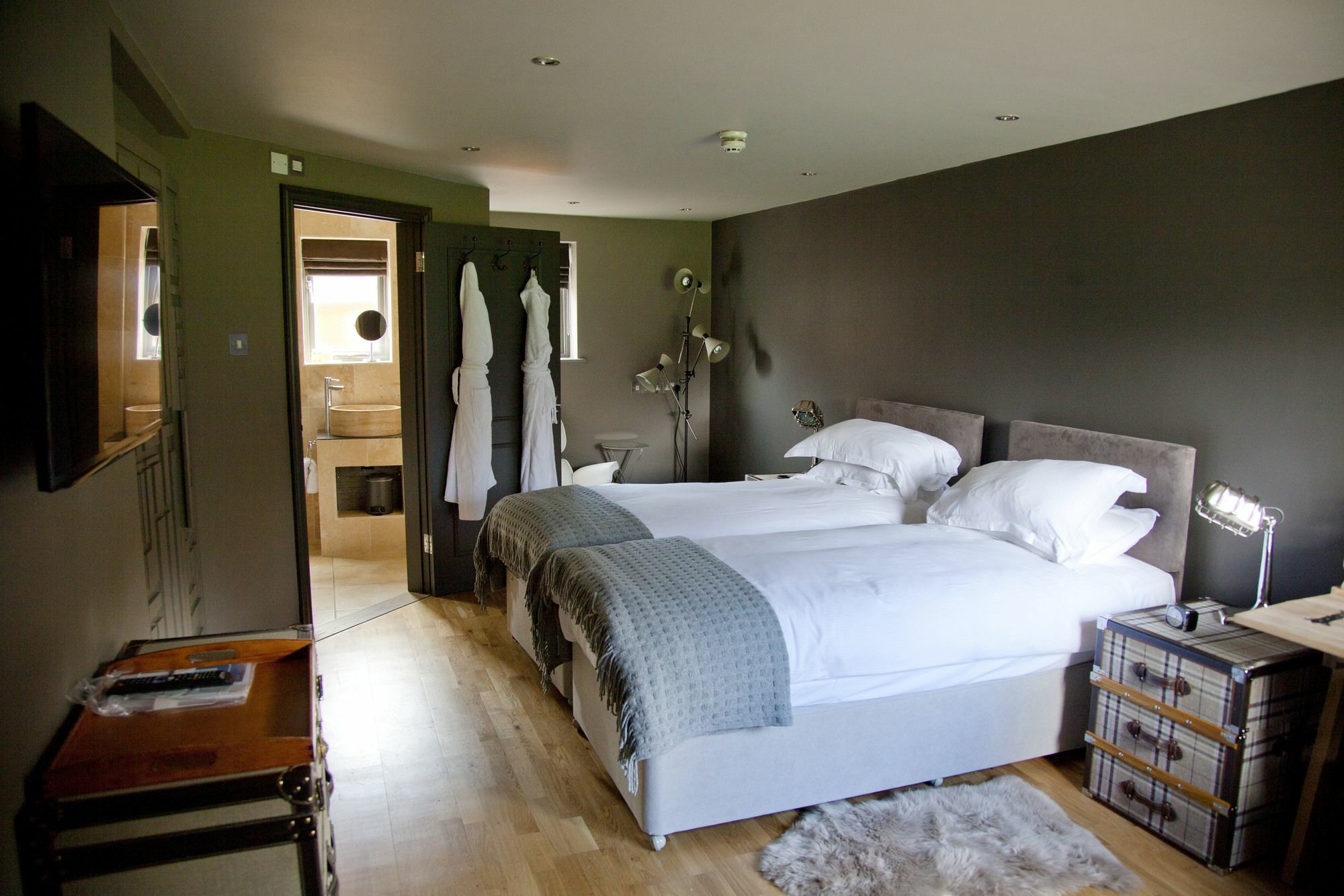 Hotel The White Horse Chilgrove Esterno foto